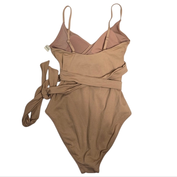 NEW Aerie LONG beige tan textured shine pique wrap‎ one piece swimsuit M - Picture 4 of 8